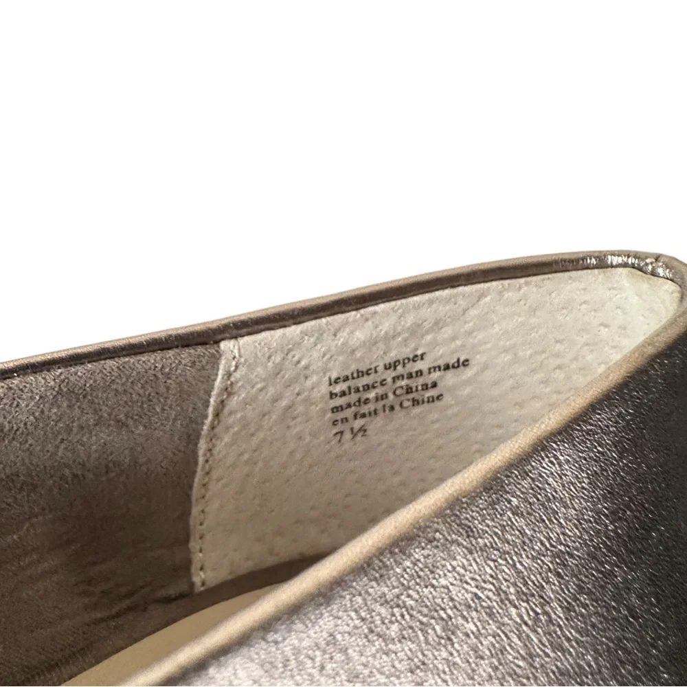 SEYCHELLES Metallic Leather Rehearse Dress Pumps - Picture 9 of 10